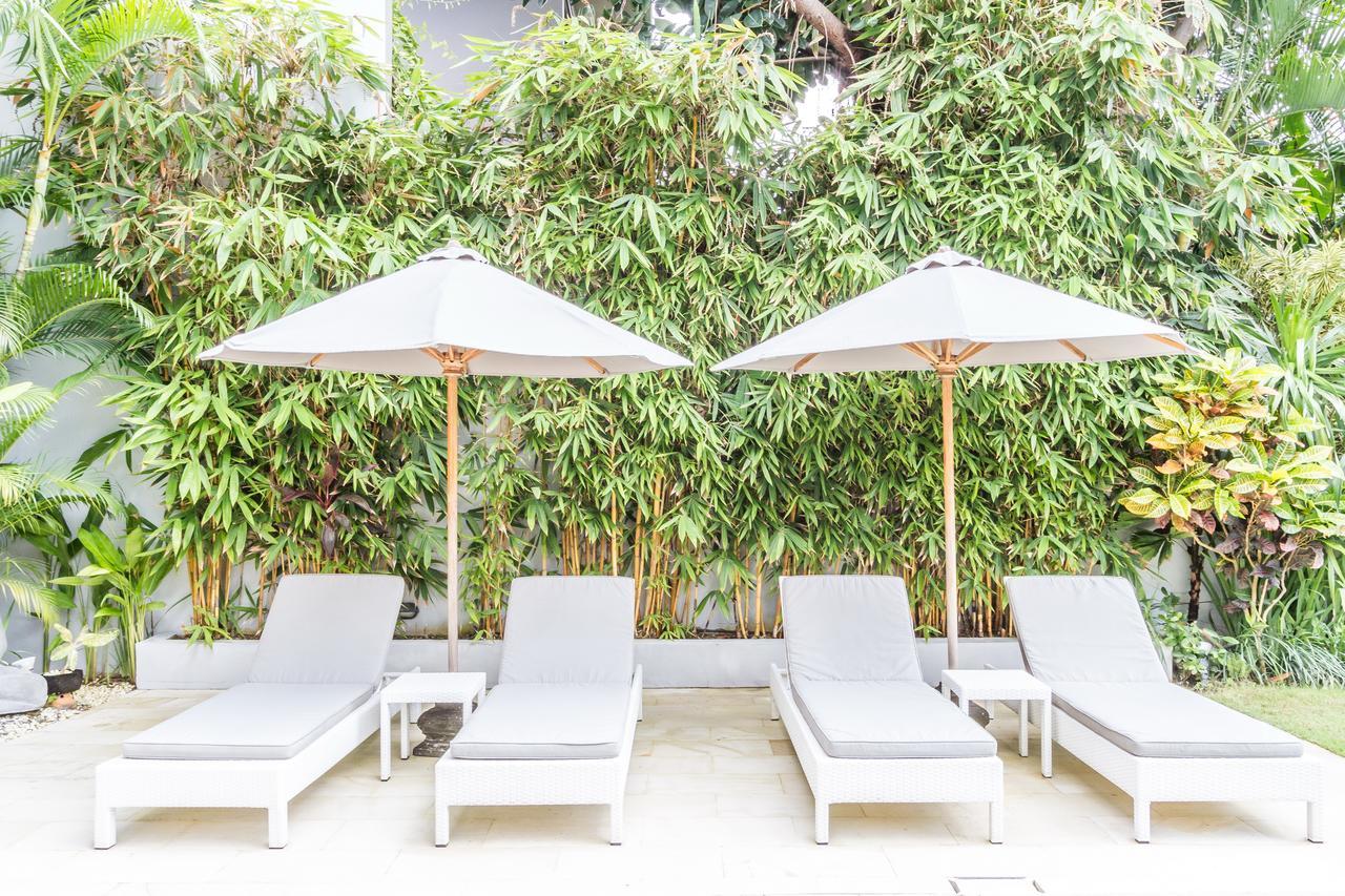 Villa Pierrot Seminyak Buitenkant foto